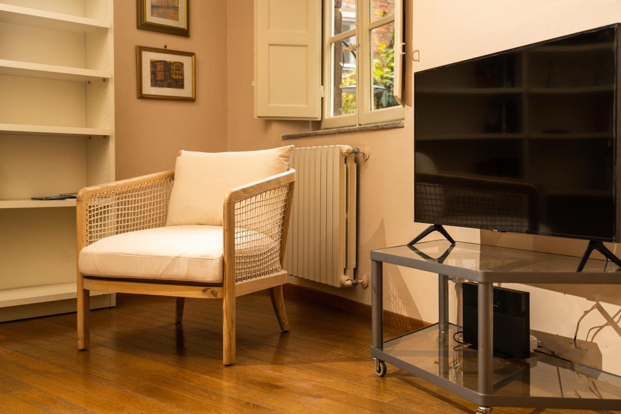 Il Gallo - Charming Apartment In Lucca Heart 루카 외부 사진
